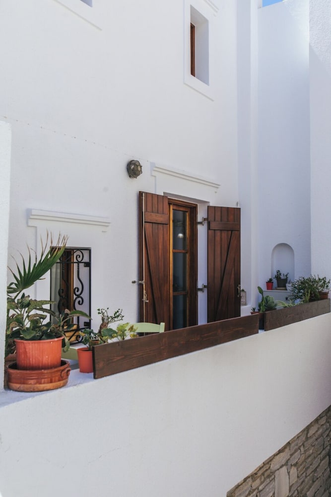 Arco Naxos Luxury Apartments 6/76