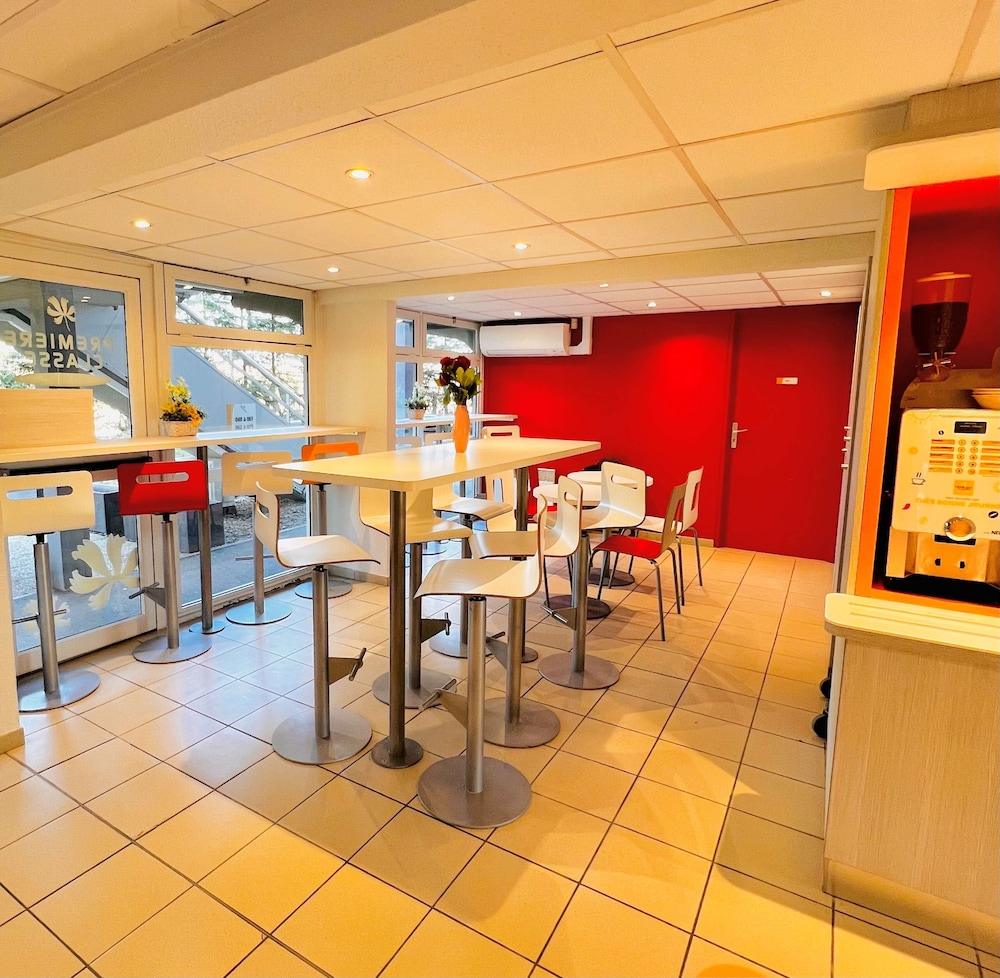 Premiere Classe Saint Quentin En Yvelines Elancour 34/41