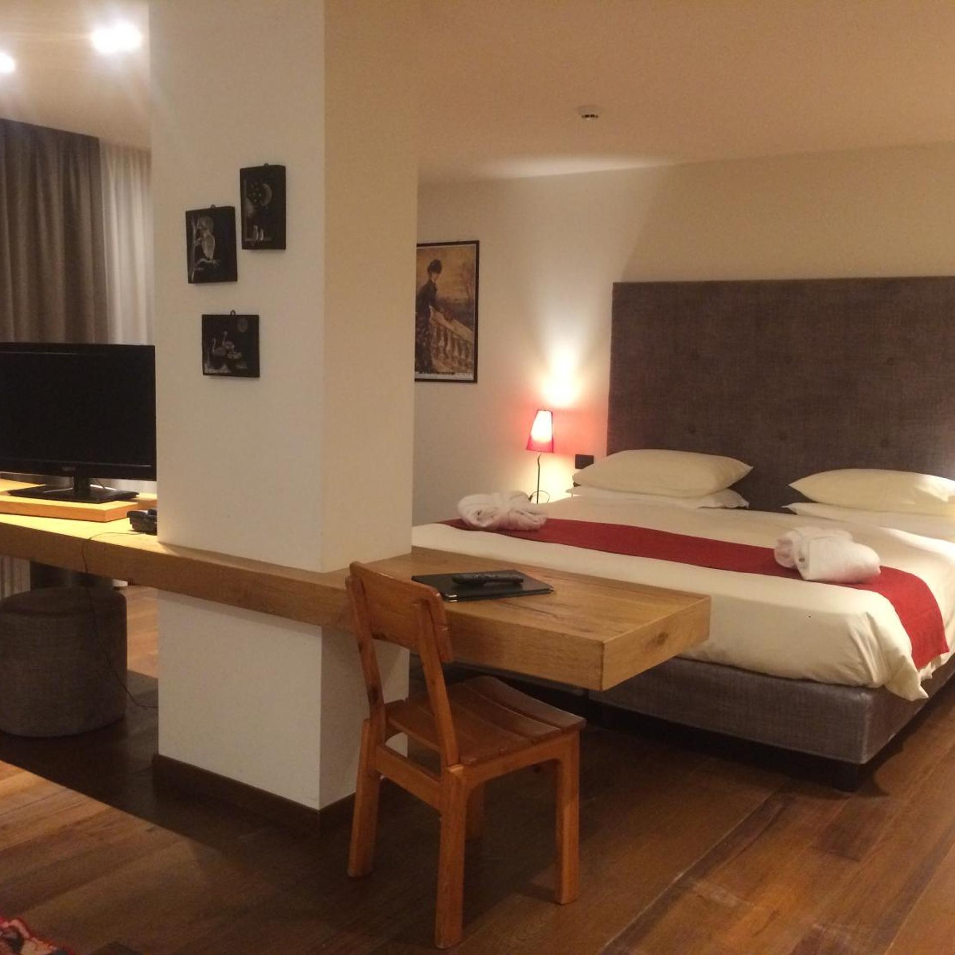Dufour Hotel 13/42
