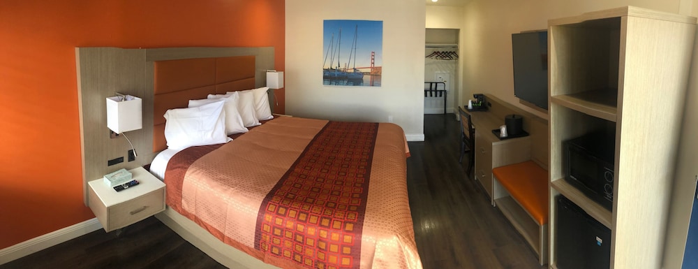 Presidio Inn 13/33