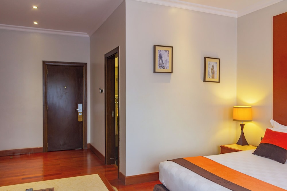 Alba Hotel Meru 16/50