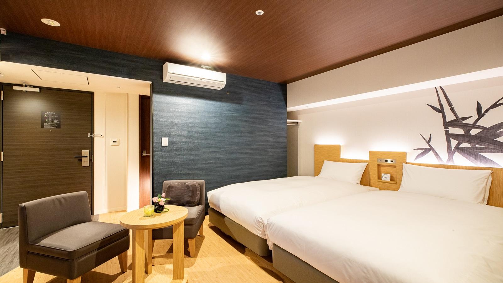 Hollywood, Standard, Twin Beds