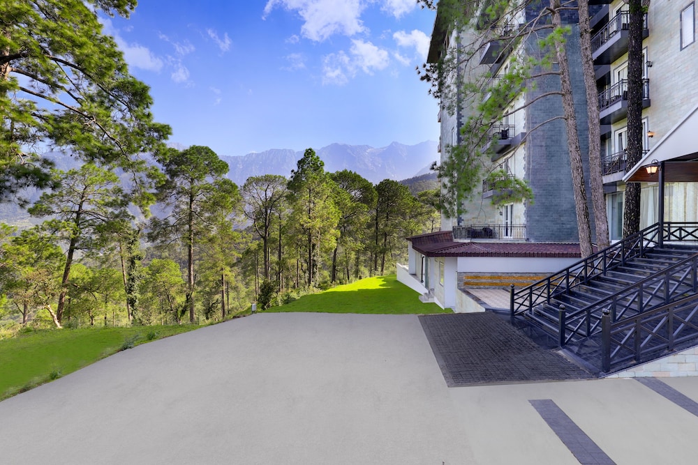Lemon Tree Hotel Mcleodganj 26/35