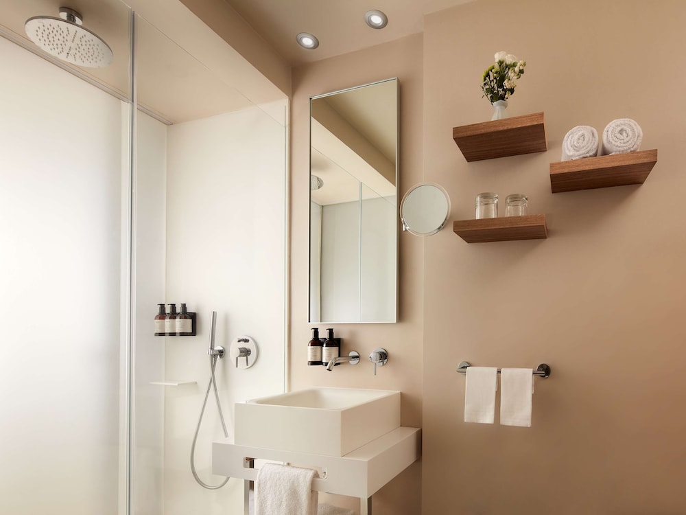 Avani Palazzo Moscova Milan Hotel 48/50