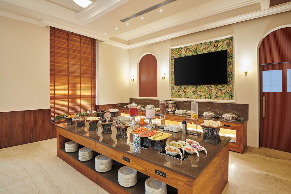 Royal Kingdom Resort 29/42