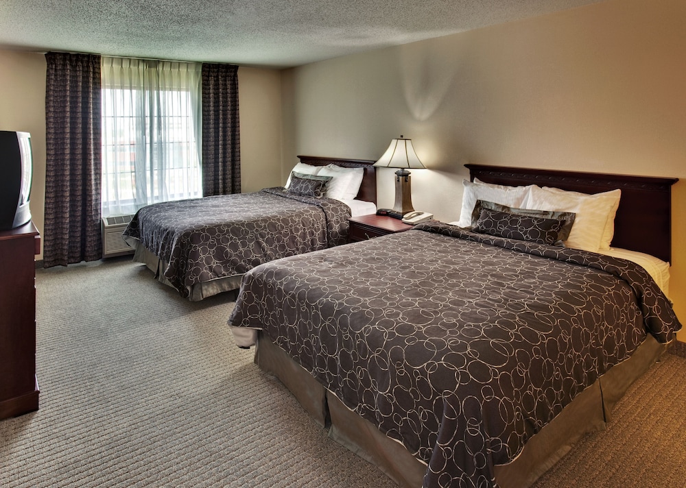 Staybridge Suites West Des Moines 21/76