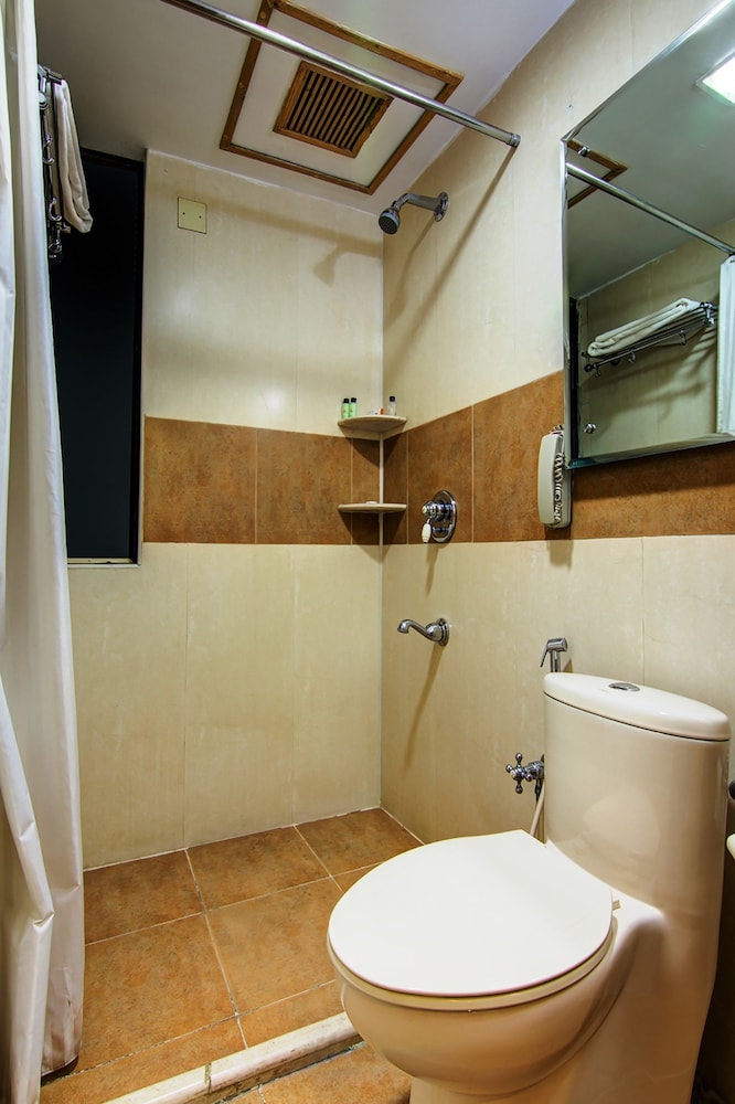 Sai Vishram Business Hotel 47/50