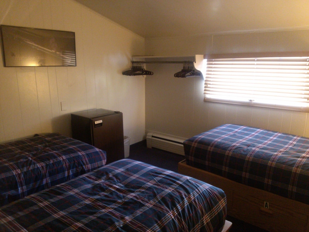 St Moritz Lodge Condos 24/69