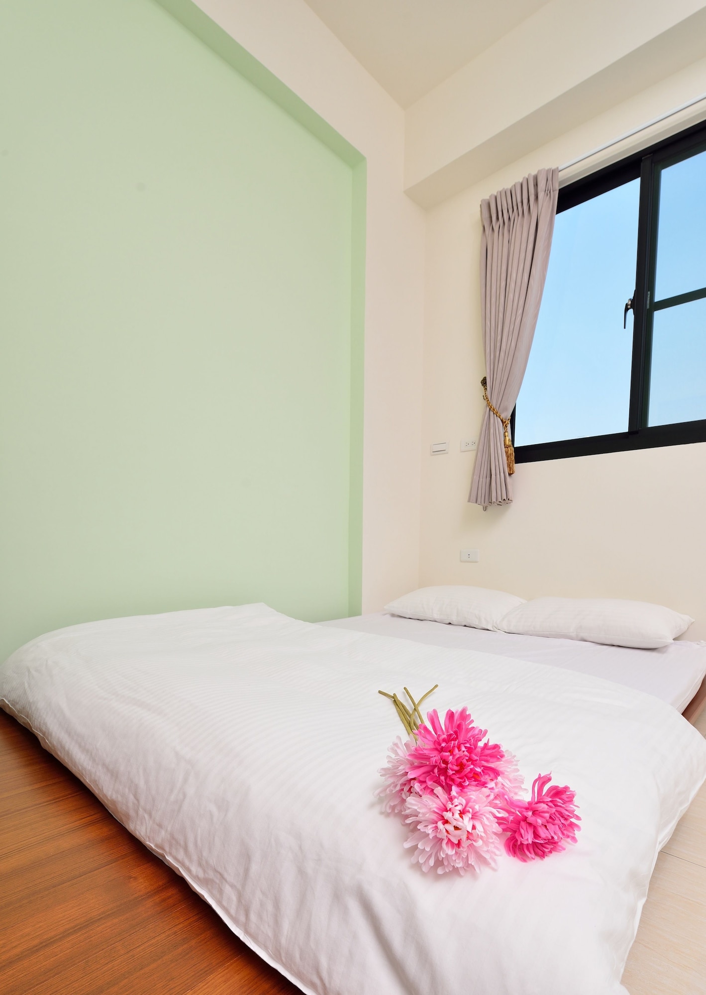 BASIC, DOUBLE BED