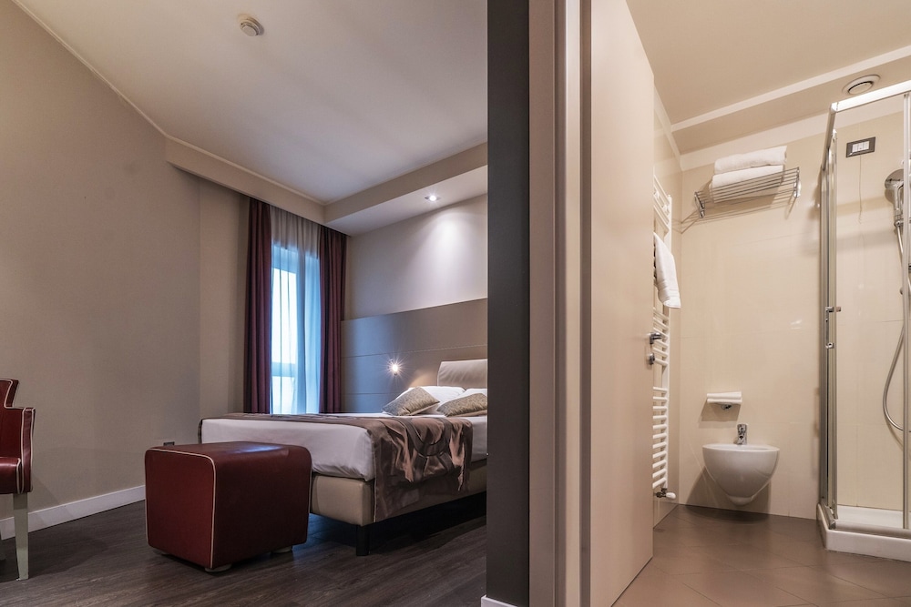 Smart Hotel Holiday 50/50