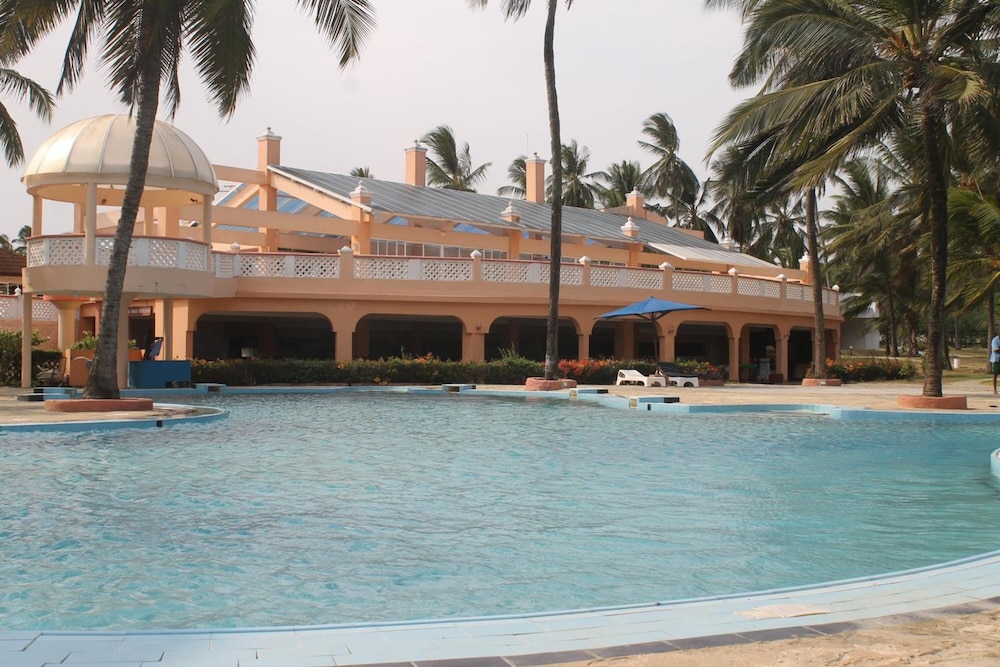 Sun N Sand Beach Resort 47/50