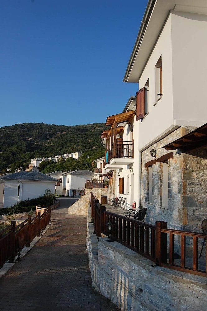 Pelion Resort 7/78