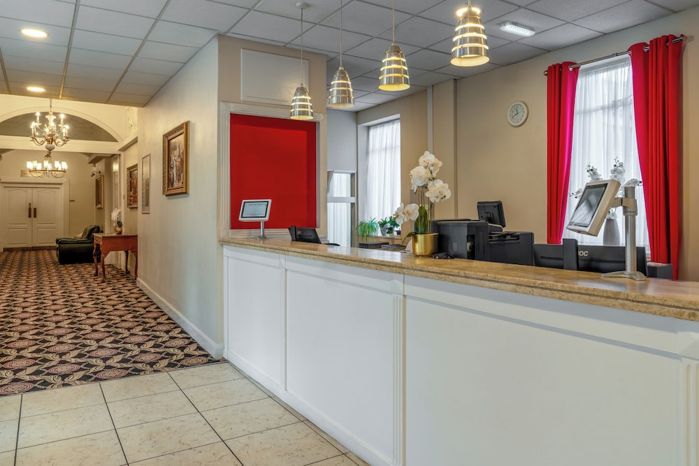 Heathlands Hotel Bournemouth 6/48