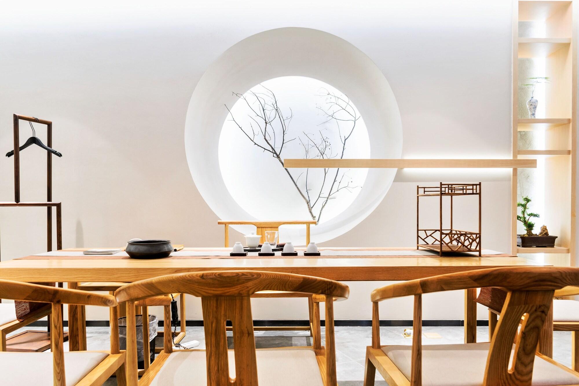 Hangzhou Atour Hotel - Hushu Road 40/51