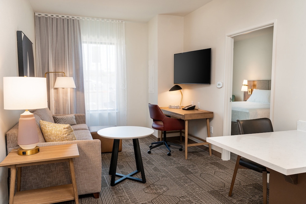 Staybridge Suites Temecula Wine Country 29/48