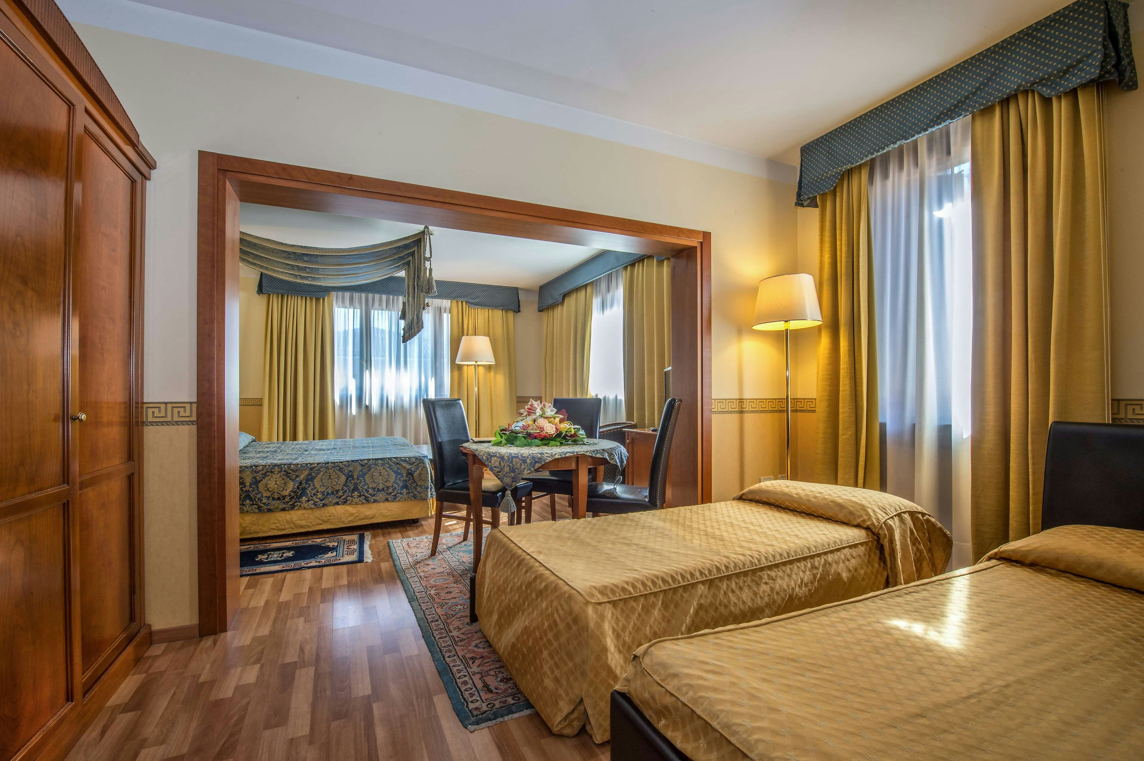 Hotel Vivit 8/50