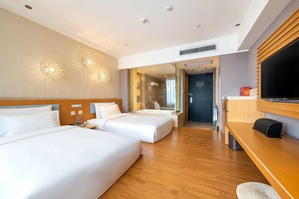 Crystal Orange Hotel (Guangzhou Taojin) 6/25