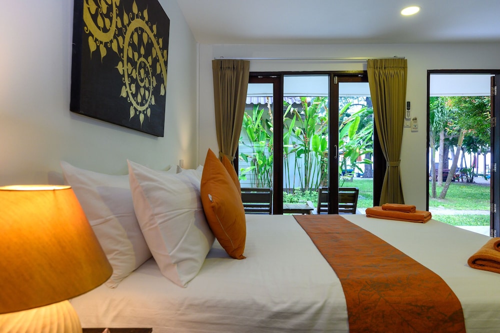 Wapi Resort Koh Lipe 30/75