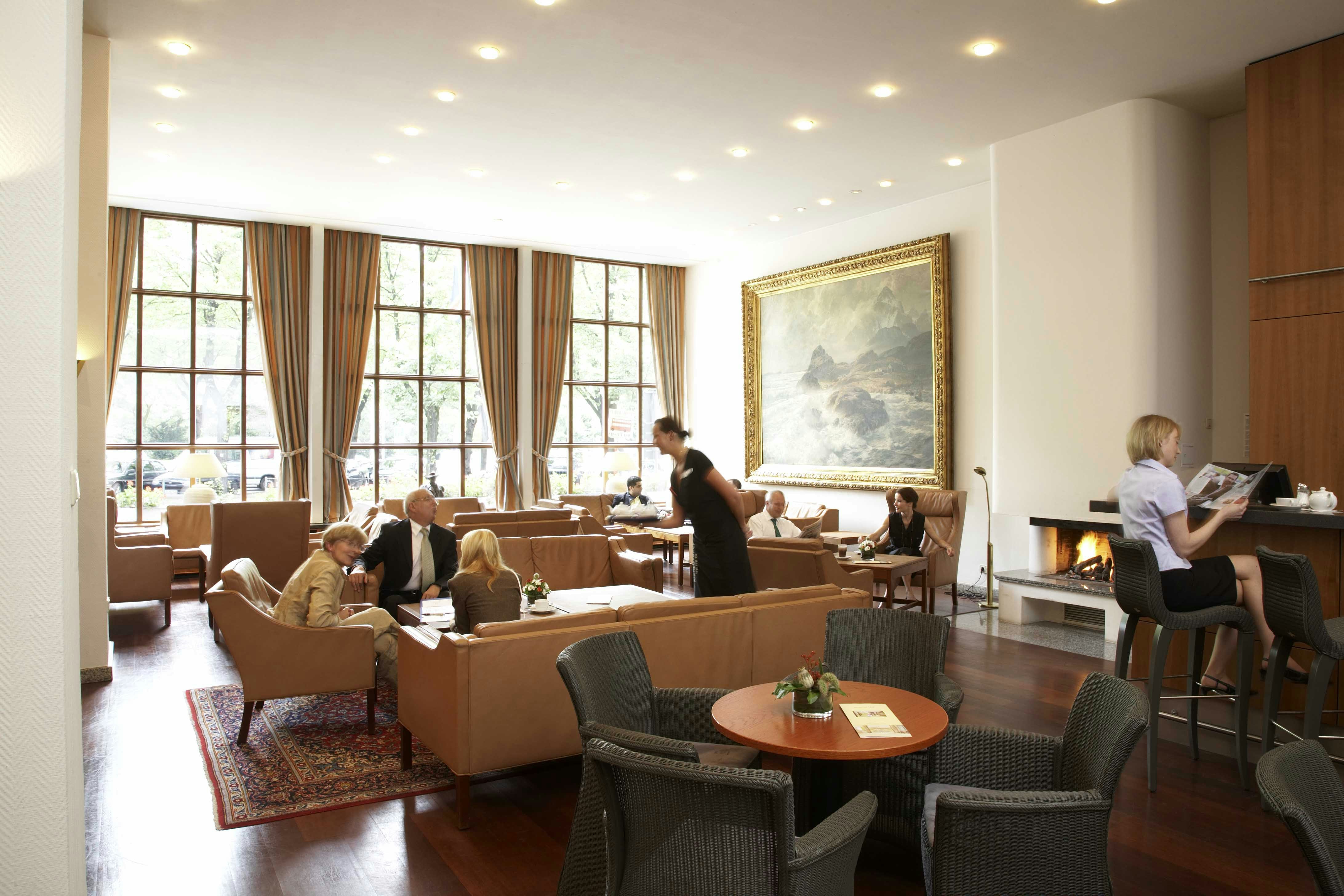 Baseler Hof Hotel 36/50