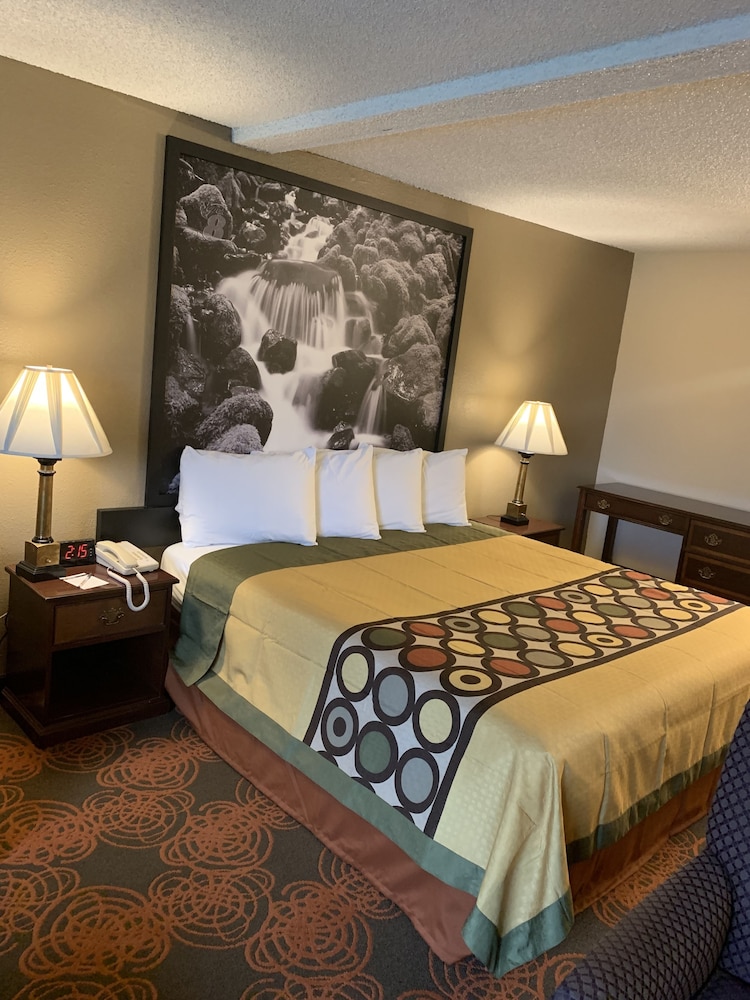 Sutton Suites Hotel 20/38