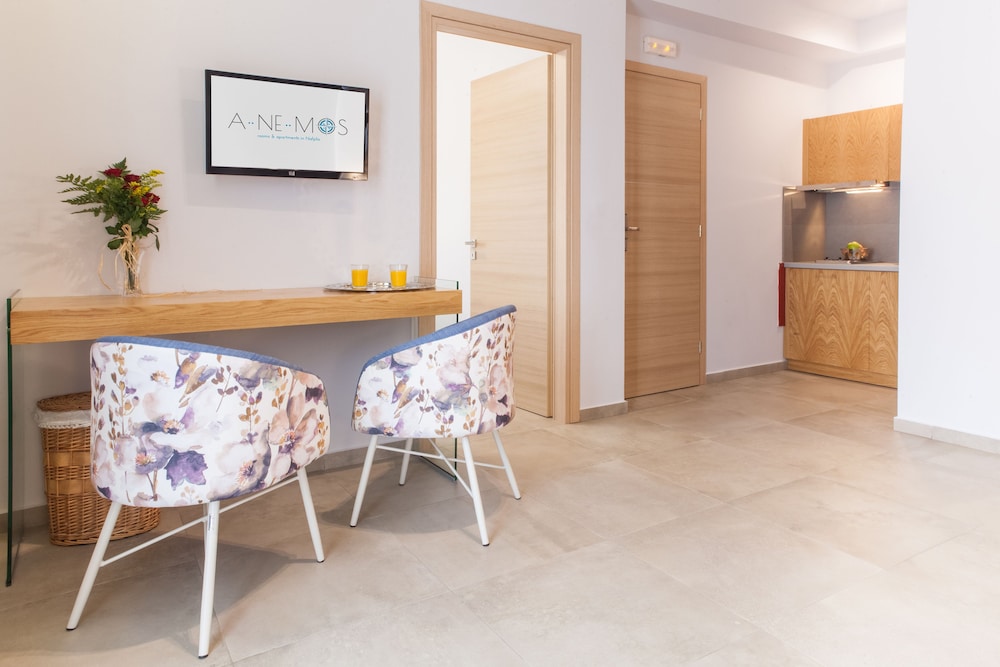 Anemos Rooms and Apartments 6/50