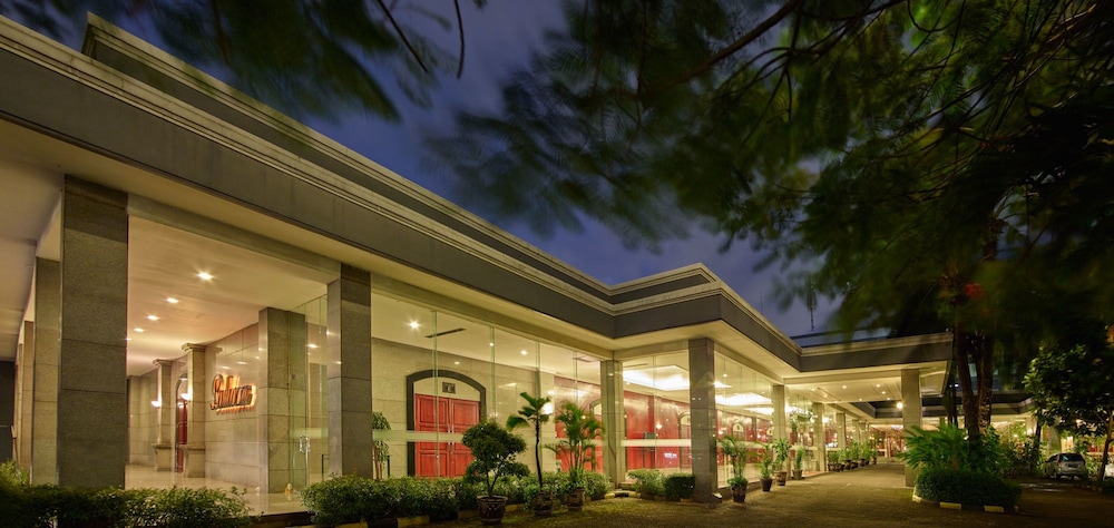 Aston Cimone Hotel & Convention Center 8/73