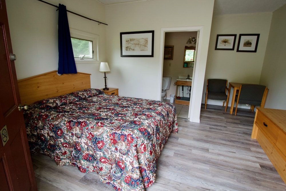 Oakdell Motel 17/57