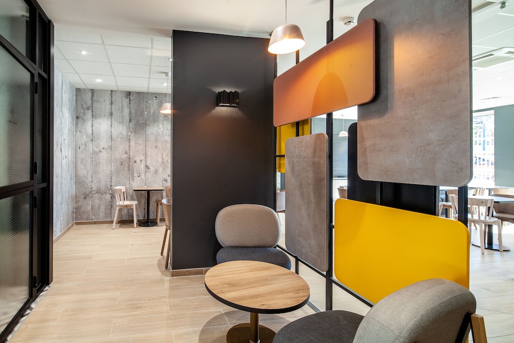 B&B HOTEL Saint Denis Porte de Paris 15/31