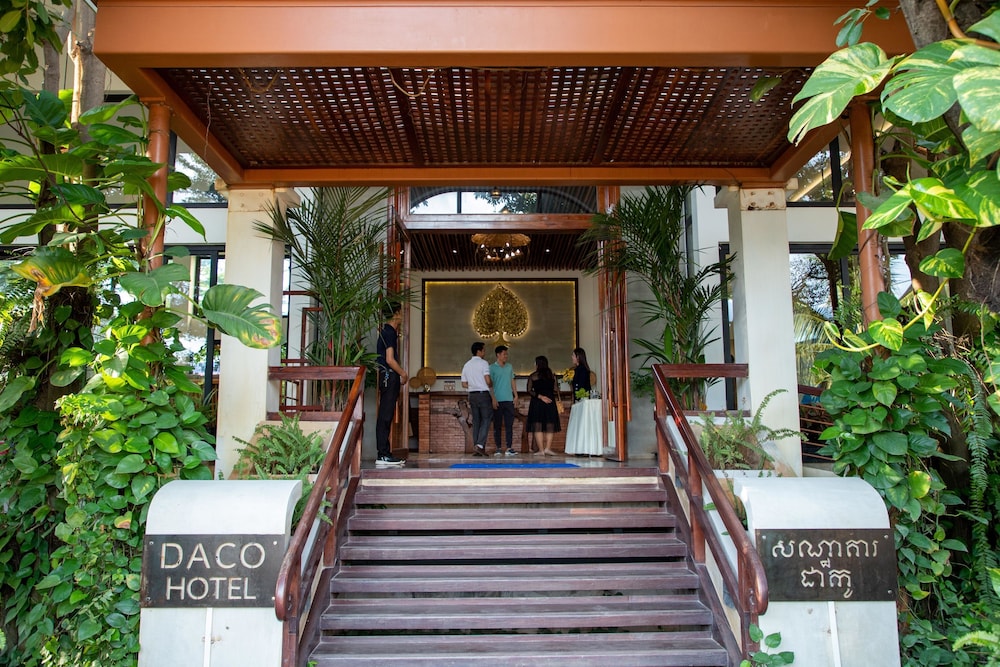 DACO Hotel 9/90