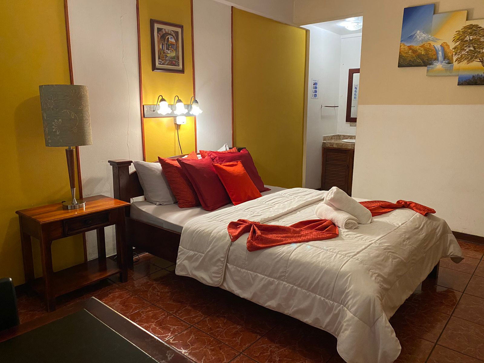 Hotel Amon Real 12/26