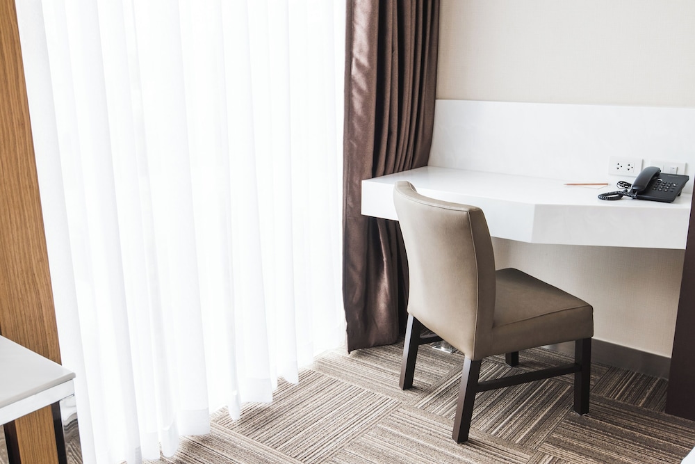 Two Three a Homely Hotel 63/68
