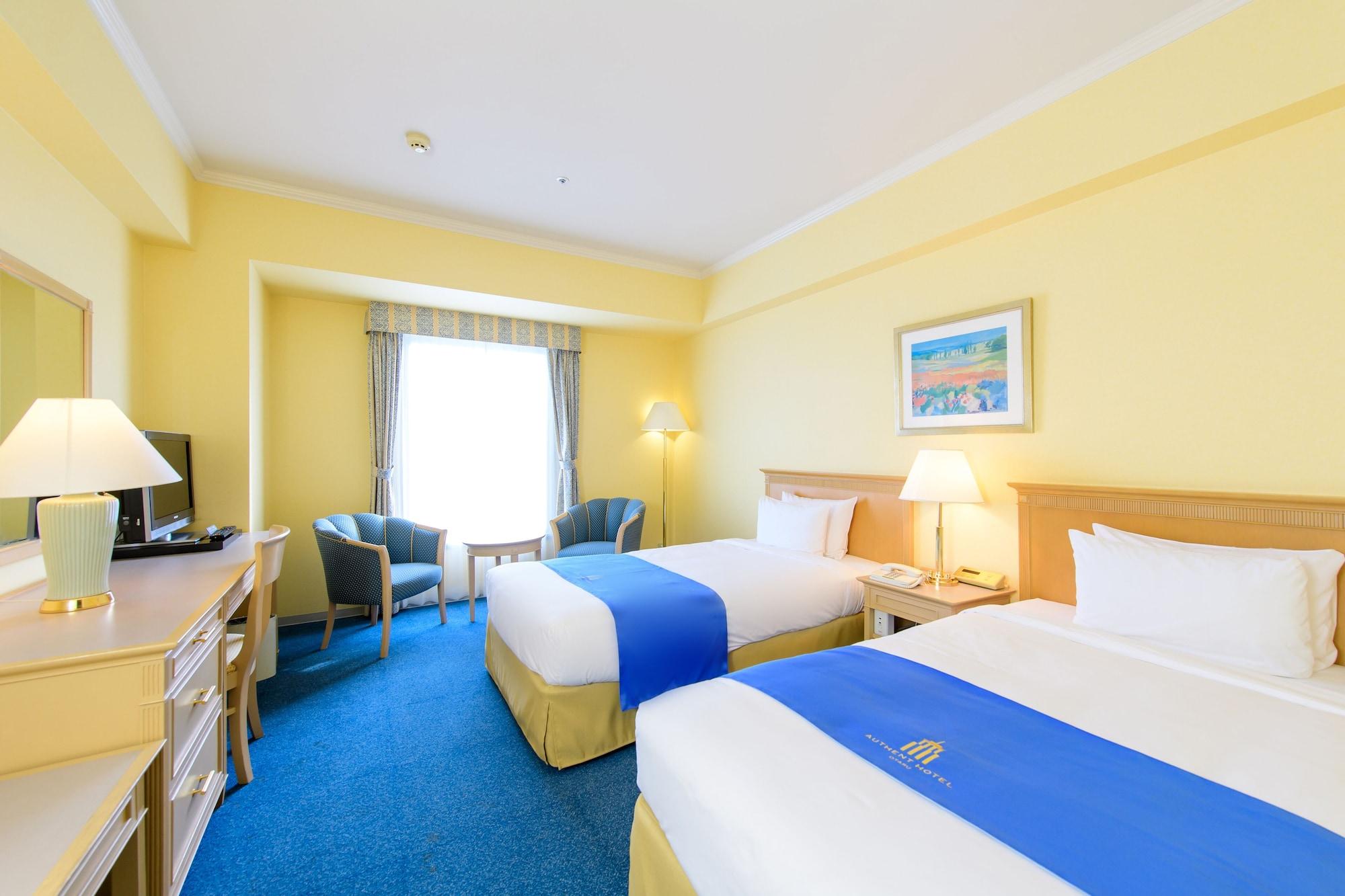 TWIN ROOM