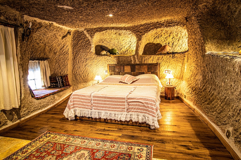 Kelebek Special Cave Hotel 14/84