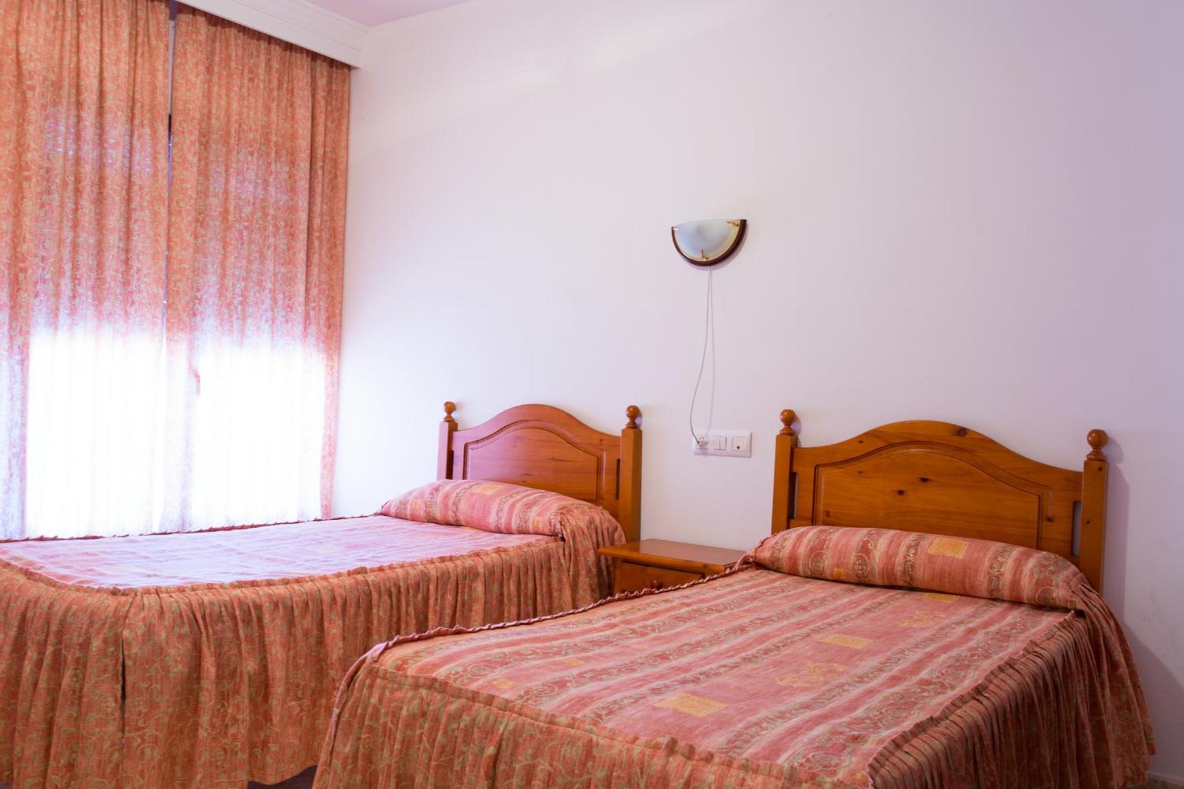 Hotel Alfar 12/44
