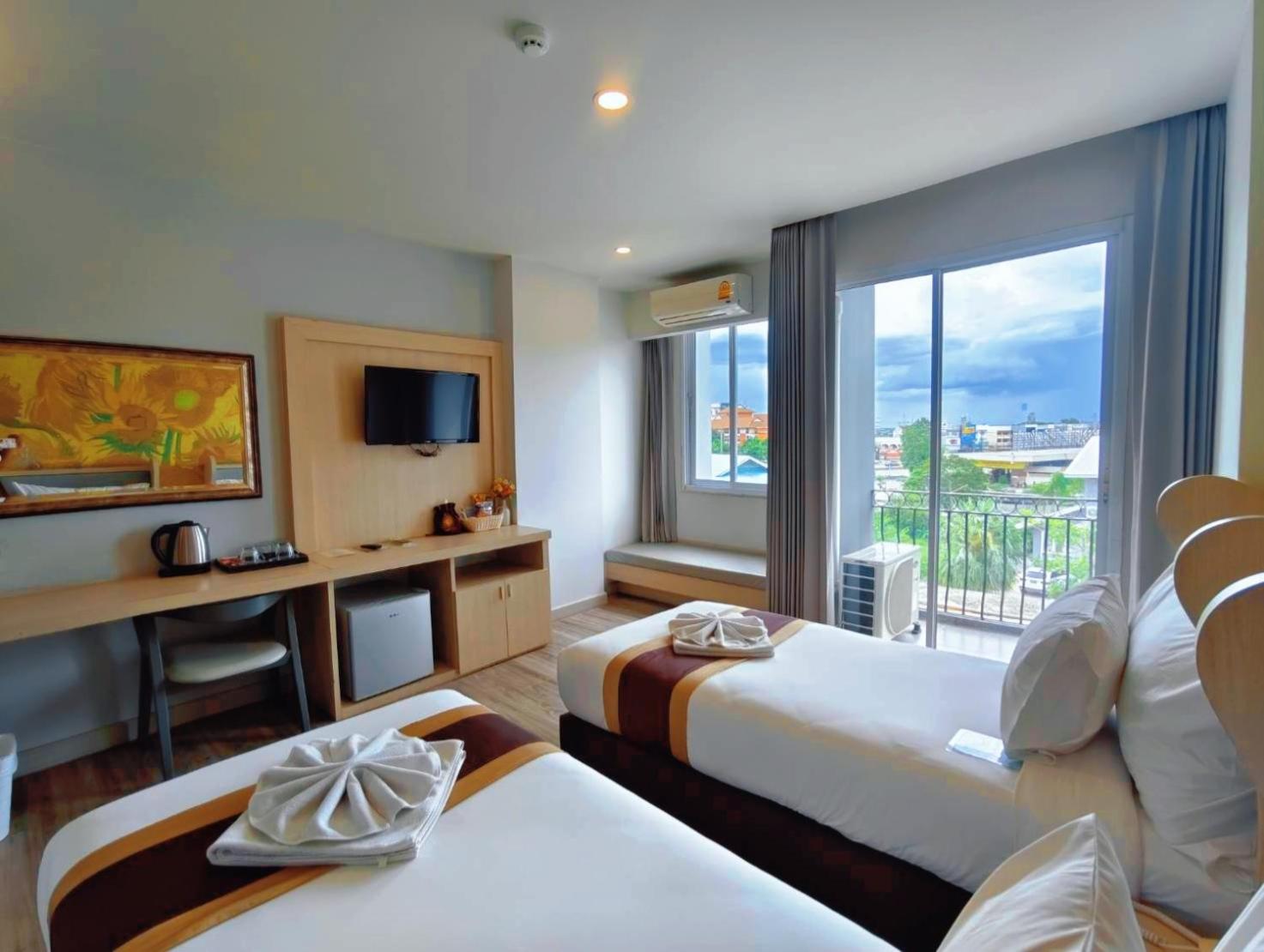 Bright Hotel Khon Kaen 17/50