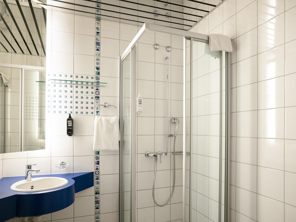 Ibis Luzern Kriens 57/59