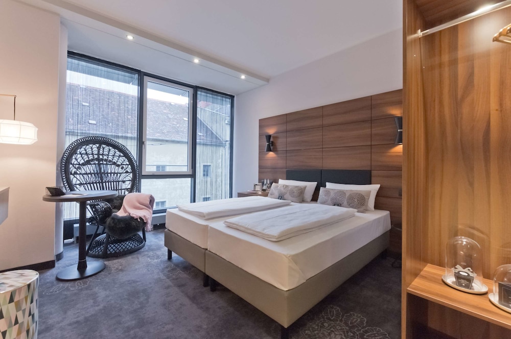 elaya hotel munich city, Trademark Collection by Wyndham 3/48