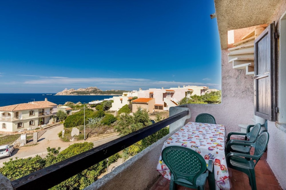 Residence Baia Santa Reparata 5/40