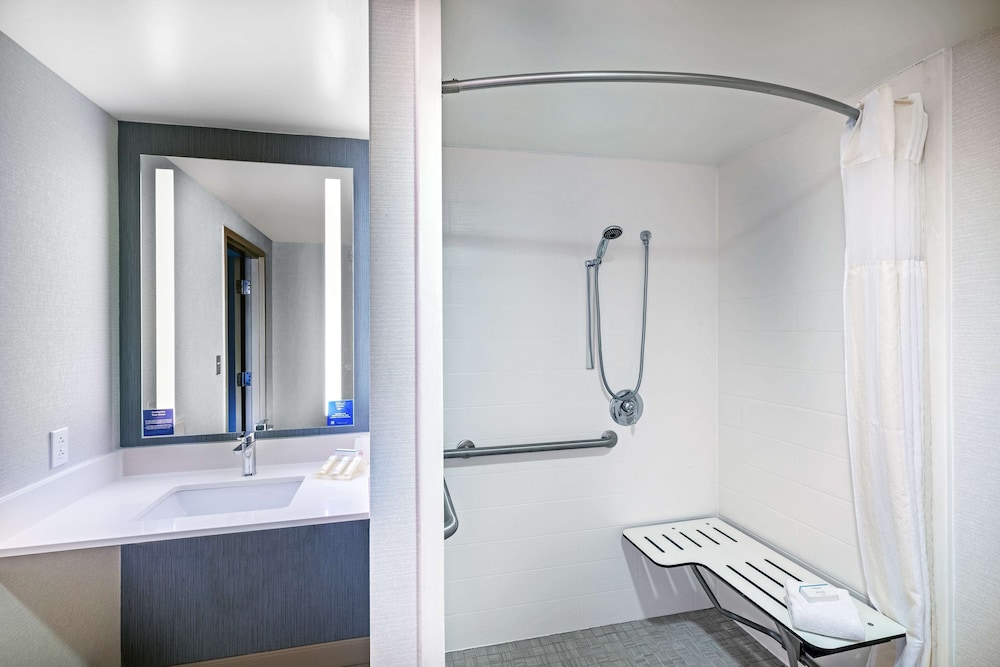 Hilton Garden Inn Houston-Sugar Land 13/42