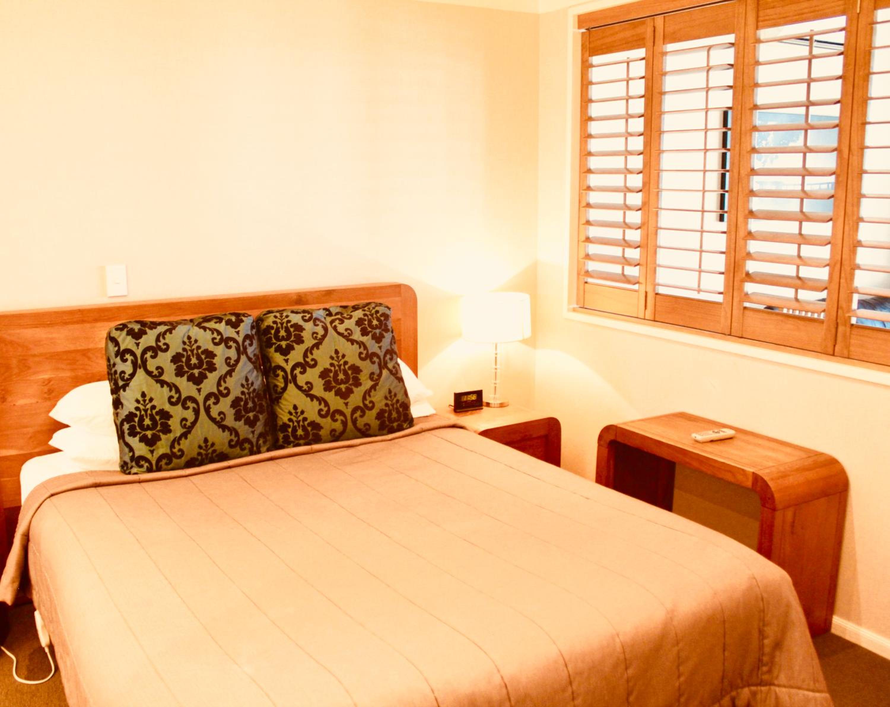 Suite, City View
