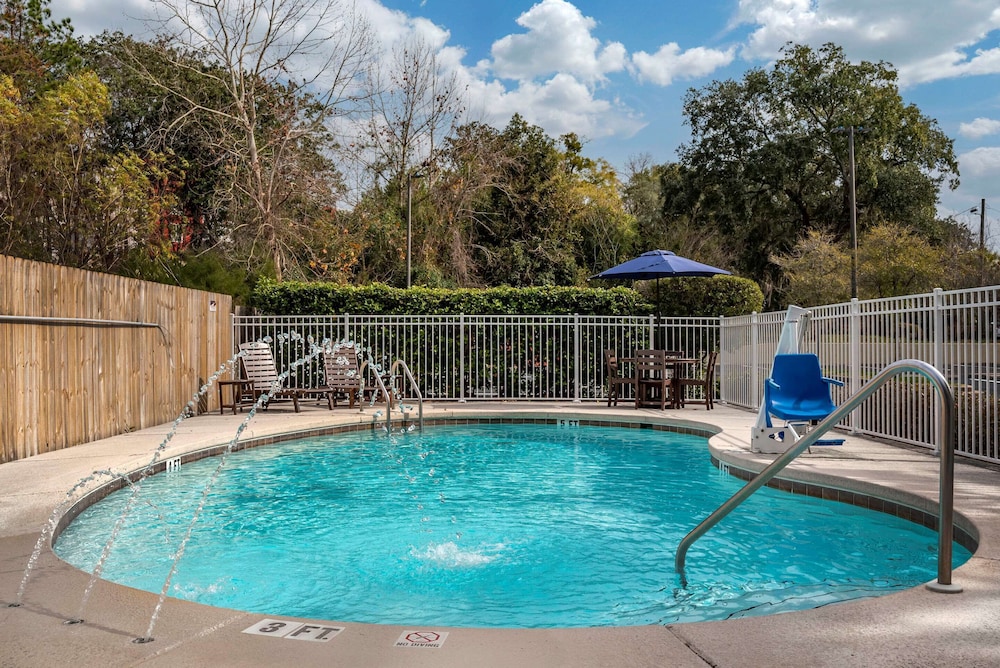 Comfort Suites Niceville Near Elgin Air Force Base 5/61
