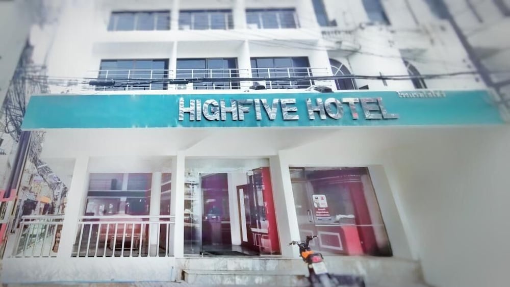 Highfive Hotel 14/70