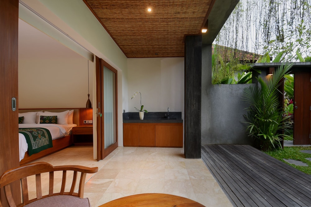 JAPA Suites and Villas 5/91