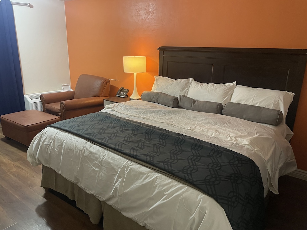 Alien Residence Inn 20/39
