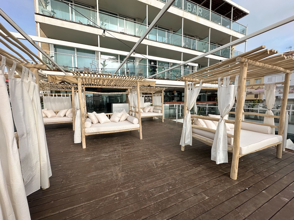 Meraki Beach Hotel Adults Only 5/50