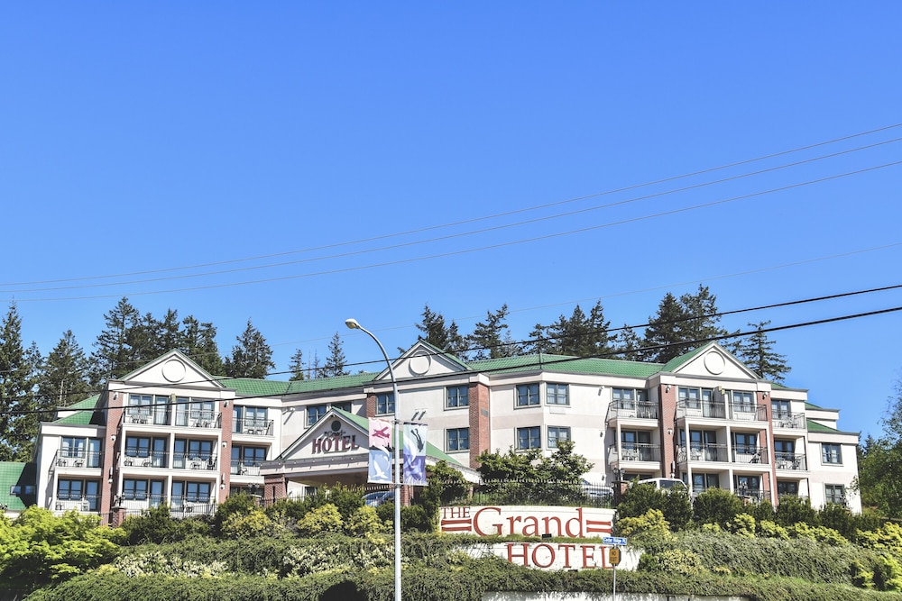 The Grand Hotel Nanaimo 1/63