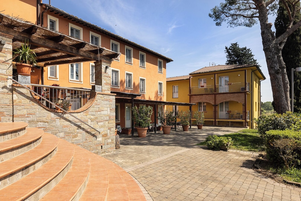 RELAIS CORTE BENEDETTO 67/74
