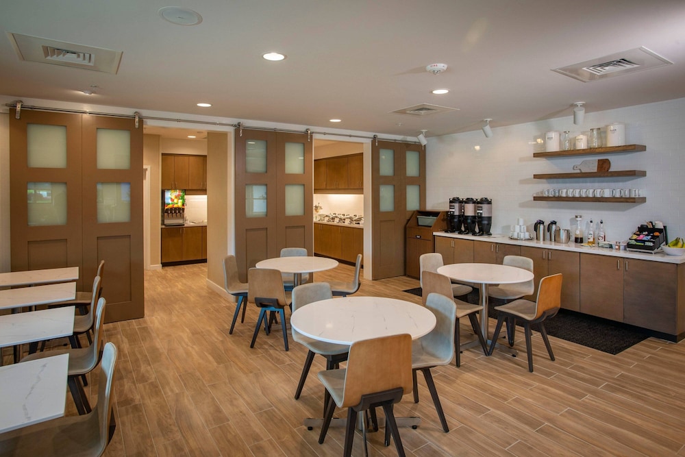 Residence Inn By Marriott Pensacola Airport/Medical Center 38/48