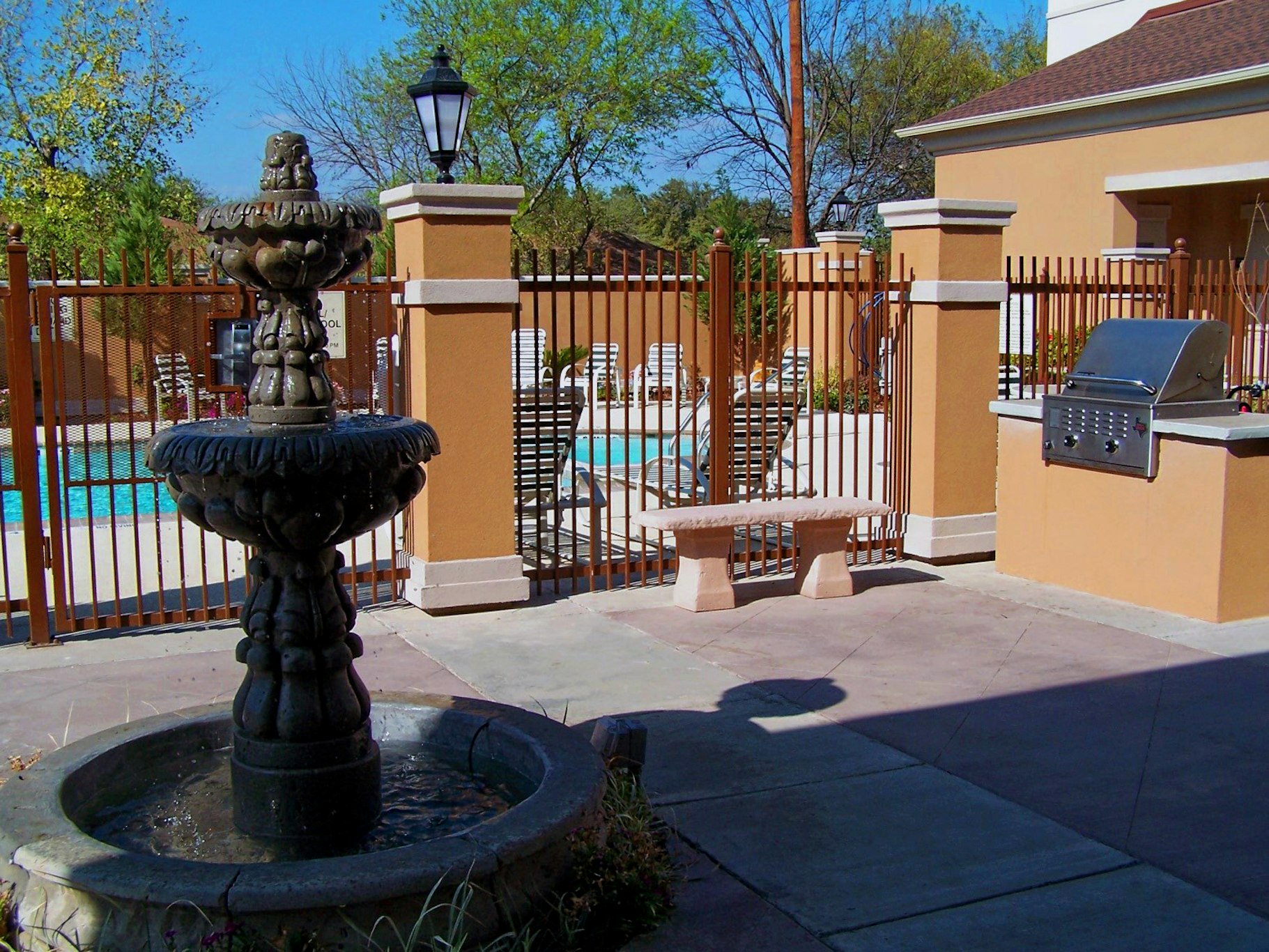 Homewood Suites by Hilton Laredo at Mall del Norte 74/75