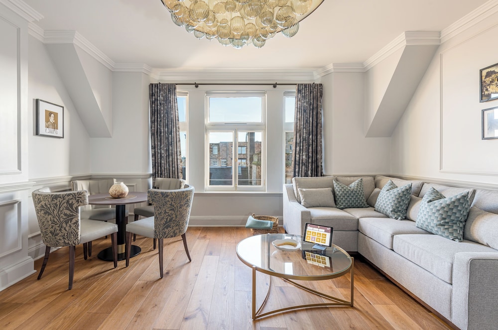 Righ Residences 18/38